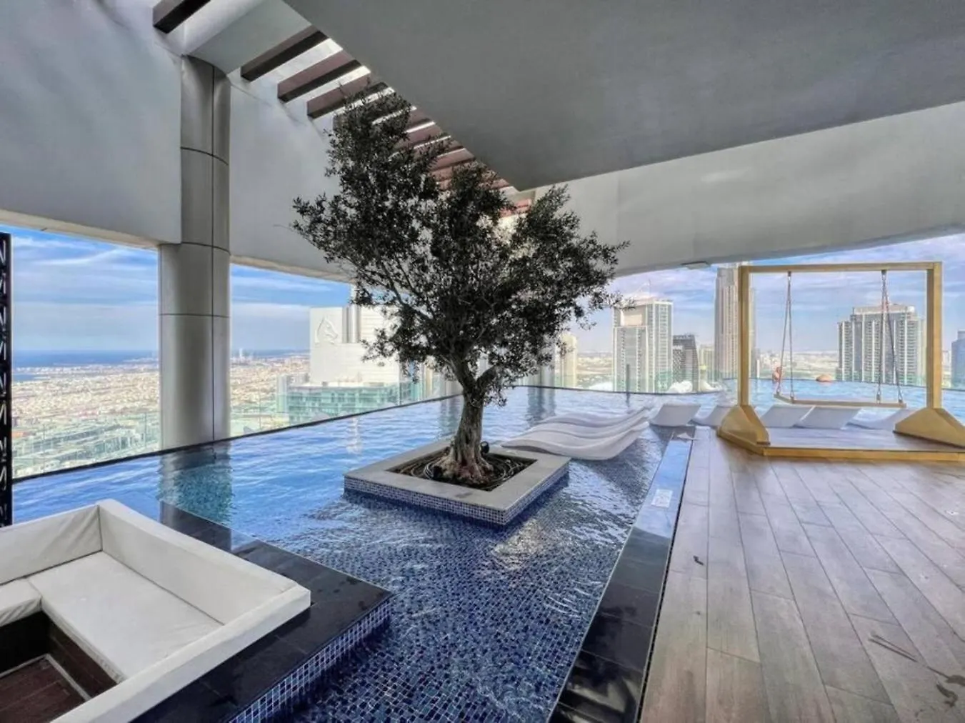Paramount Hotel Residence Rooftop Infinity Pool Dubai Apartment